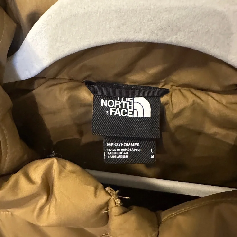 The North Face Men's Tan Insulated Jacket - Picture 3 of 12